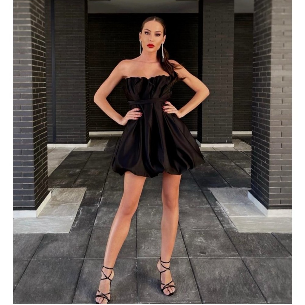 NEW Zara Black Voluminous Strapless Bubble Puff Hem Mini Dress